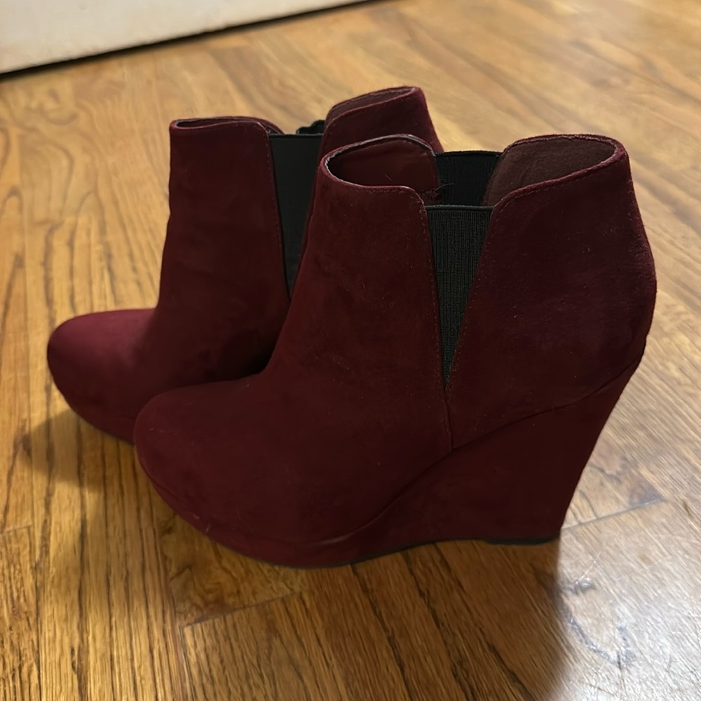 Velvet heeled booties